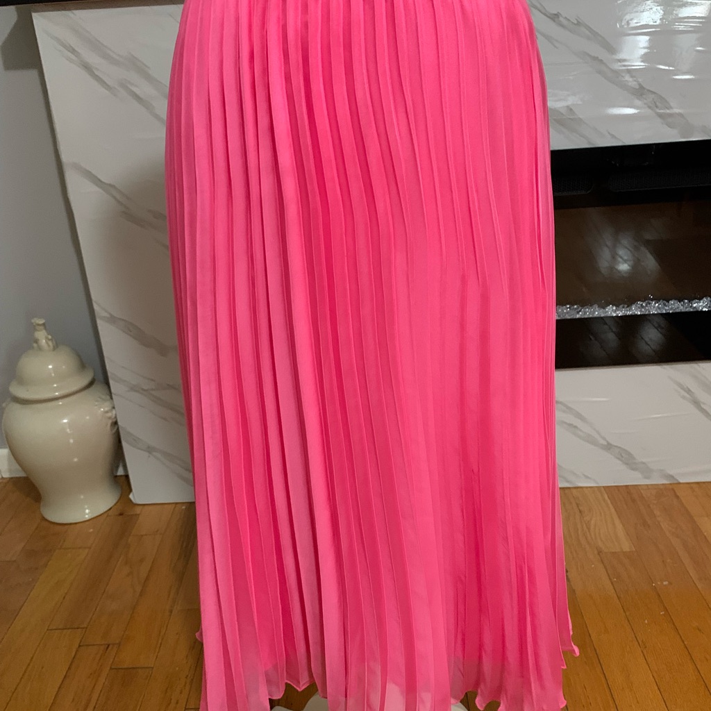 Brand Hm Size M 100 Polyester Linimg 100